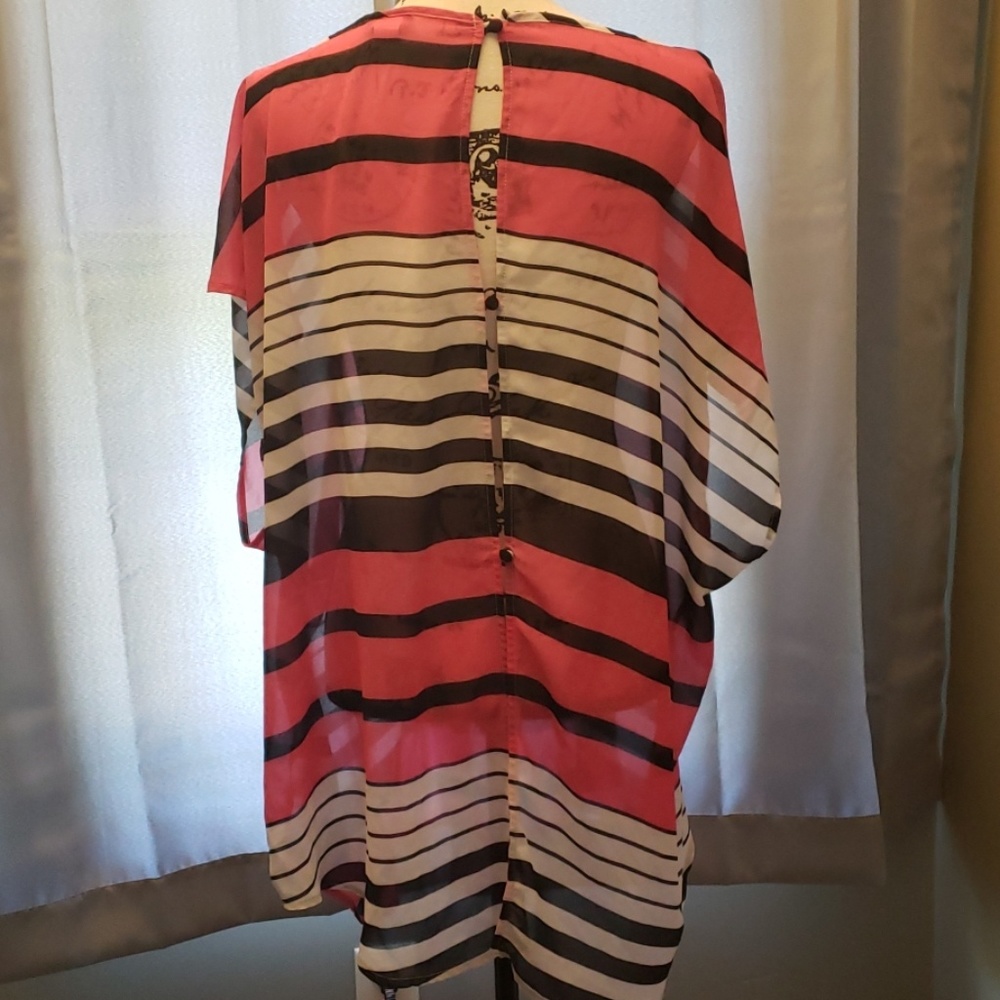 Torrid Top - Picture 2 of 4
